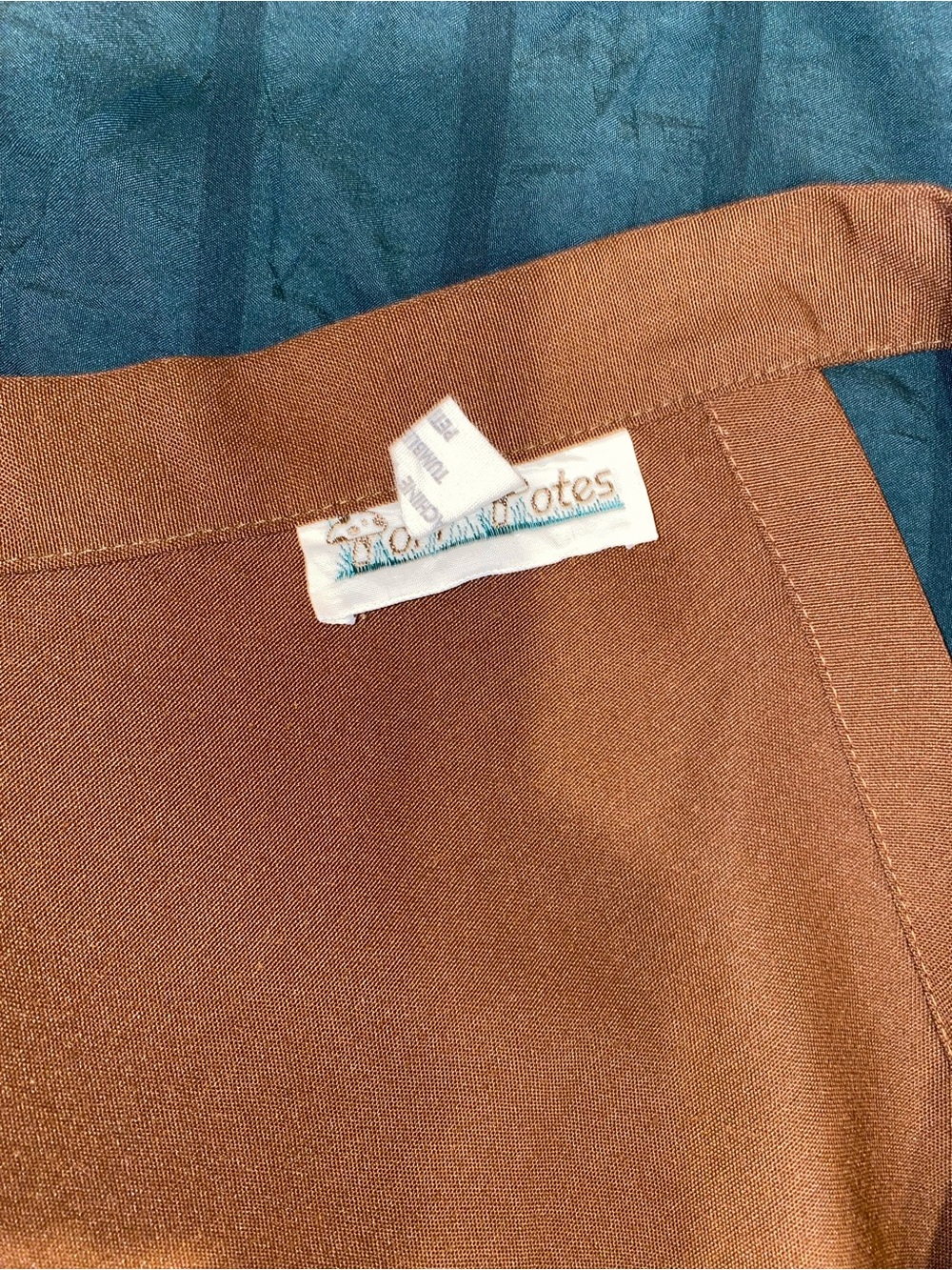 Vintage Tori Totes wrap skirt collectible EUC RARE - Picture 2 of 3